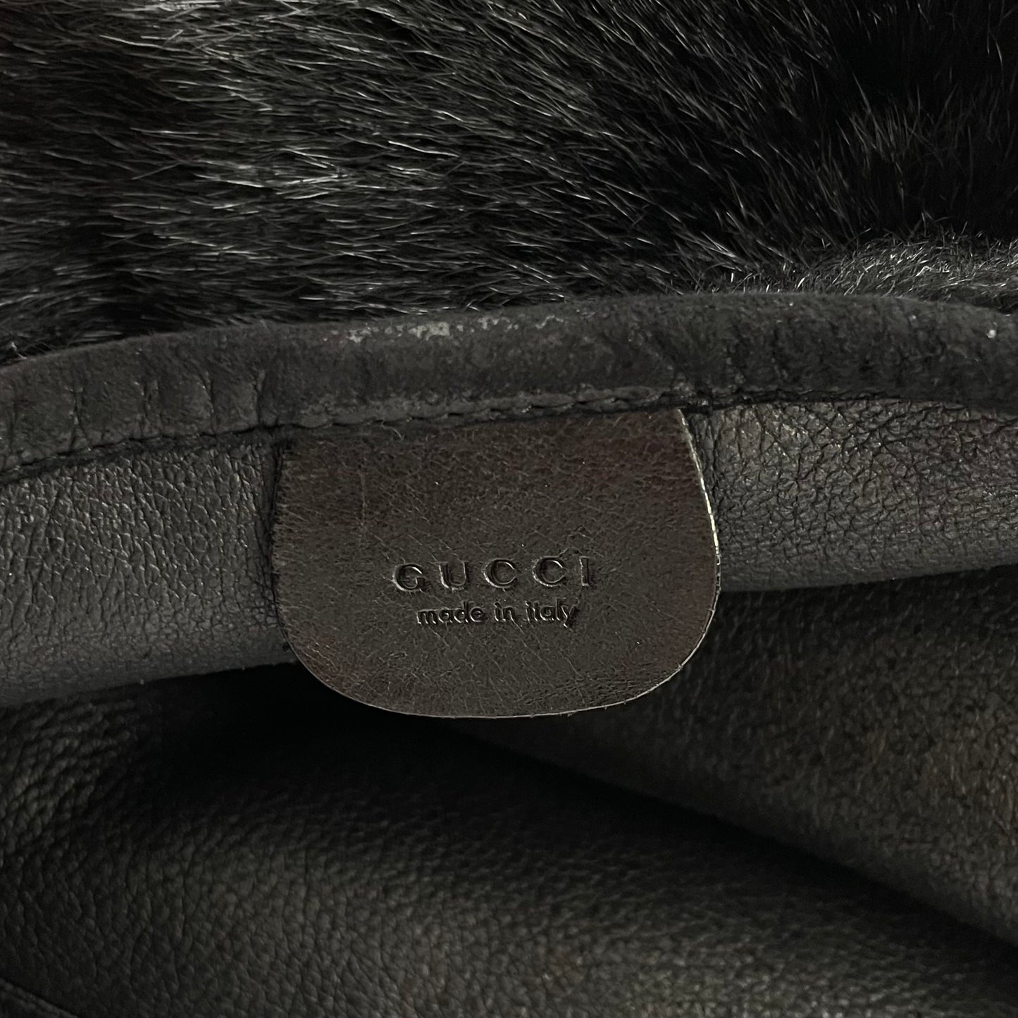 1996ss gucci black fur shoulder bag by tom ford