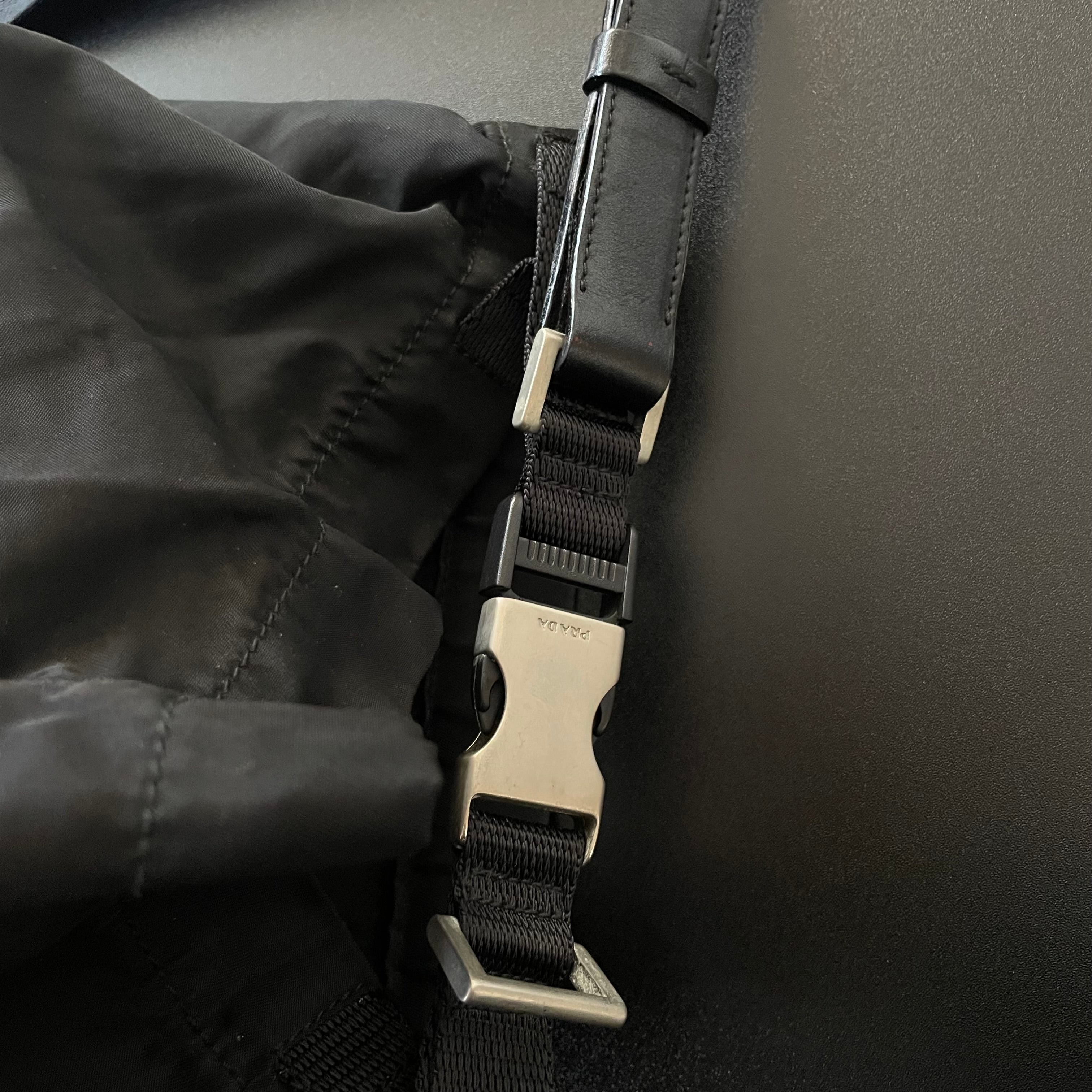1999aw prada nylon drum shoulder bag – vexed_store
