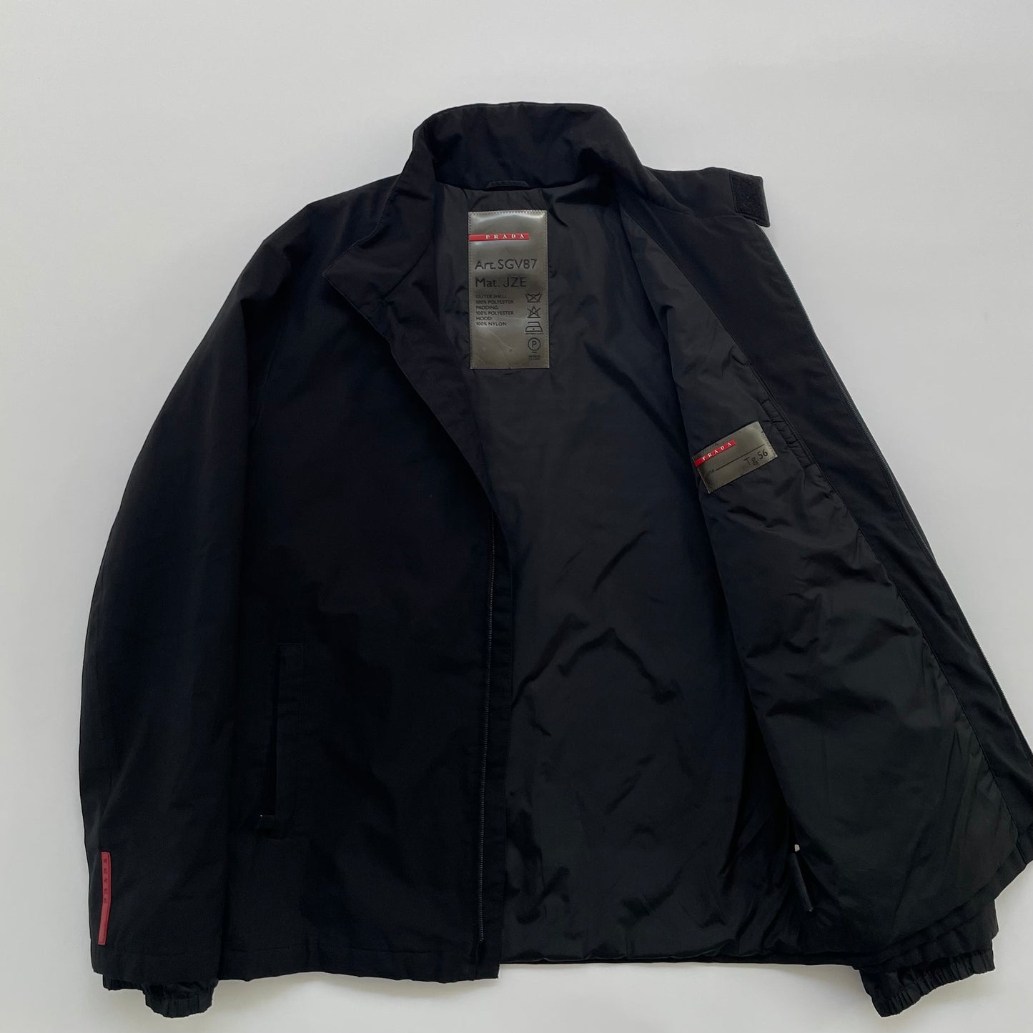 2000s prada sport sgv87 Gore-Tex blouson 56