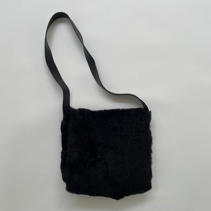 1996ss gucci black fur shoulder bag by tom ford