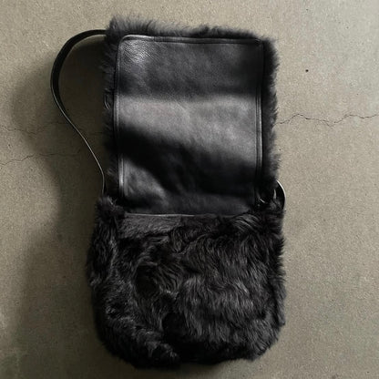 1996ss gucci black fur shoulder bag by
tom ford