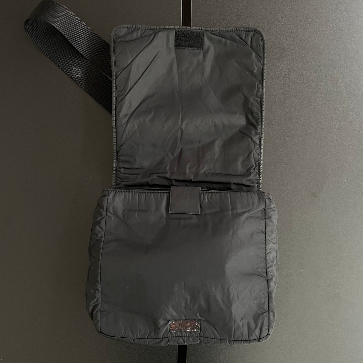 1999aw prada sports fur shoulder bag