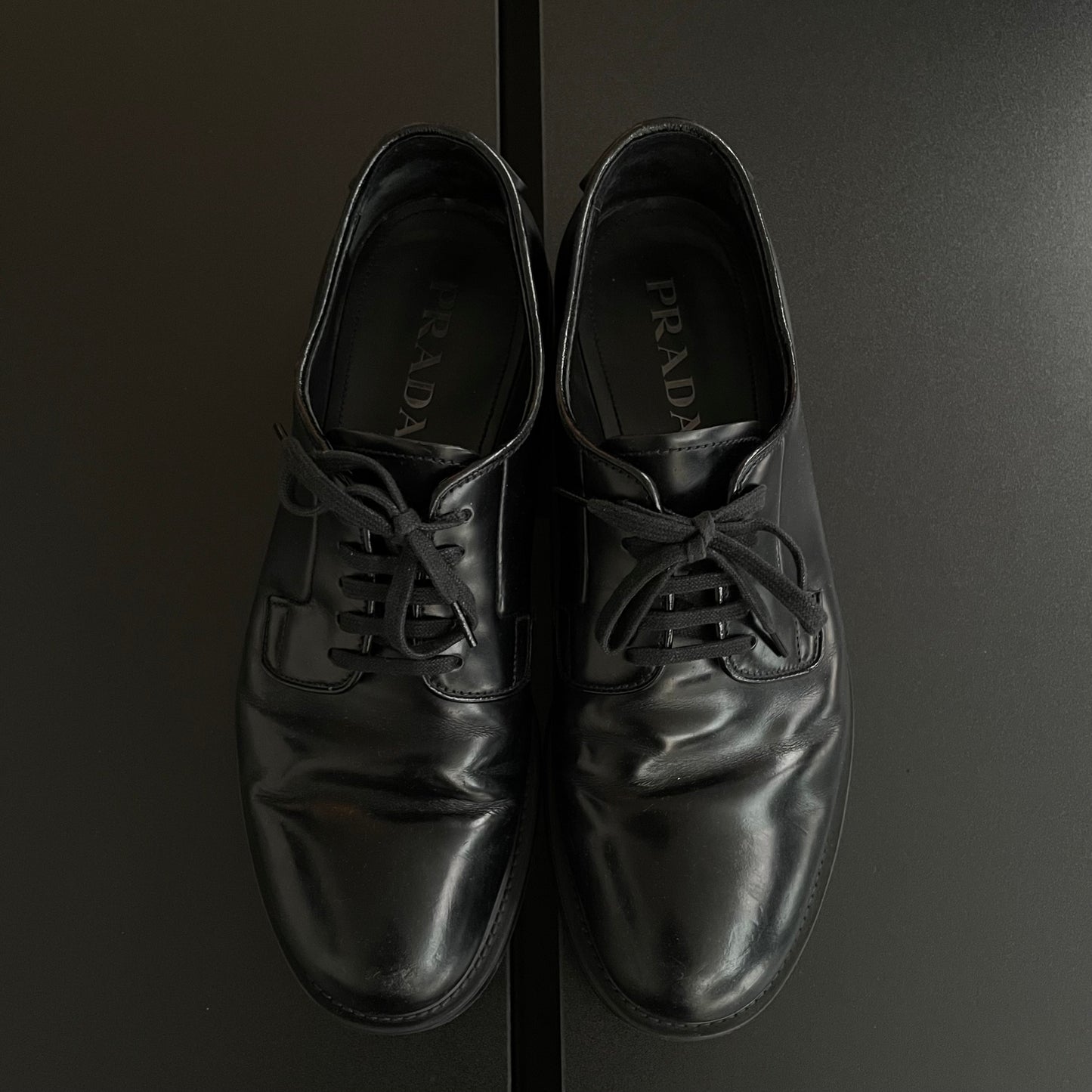 2022ss prada back logo leather shoes 6