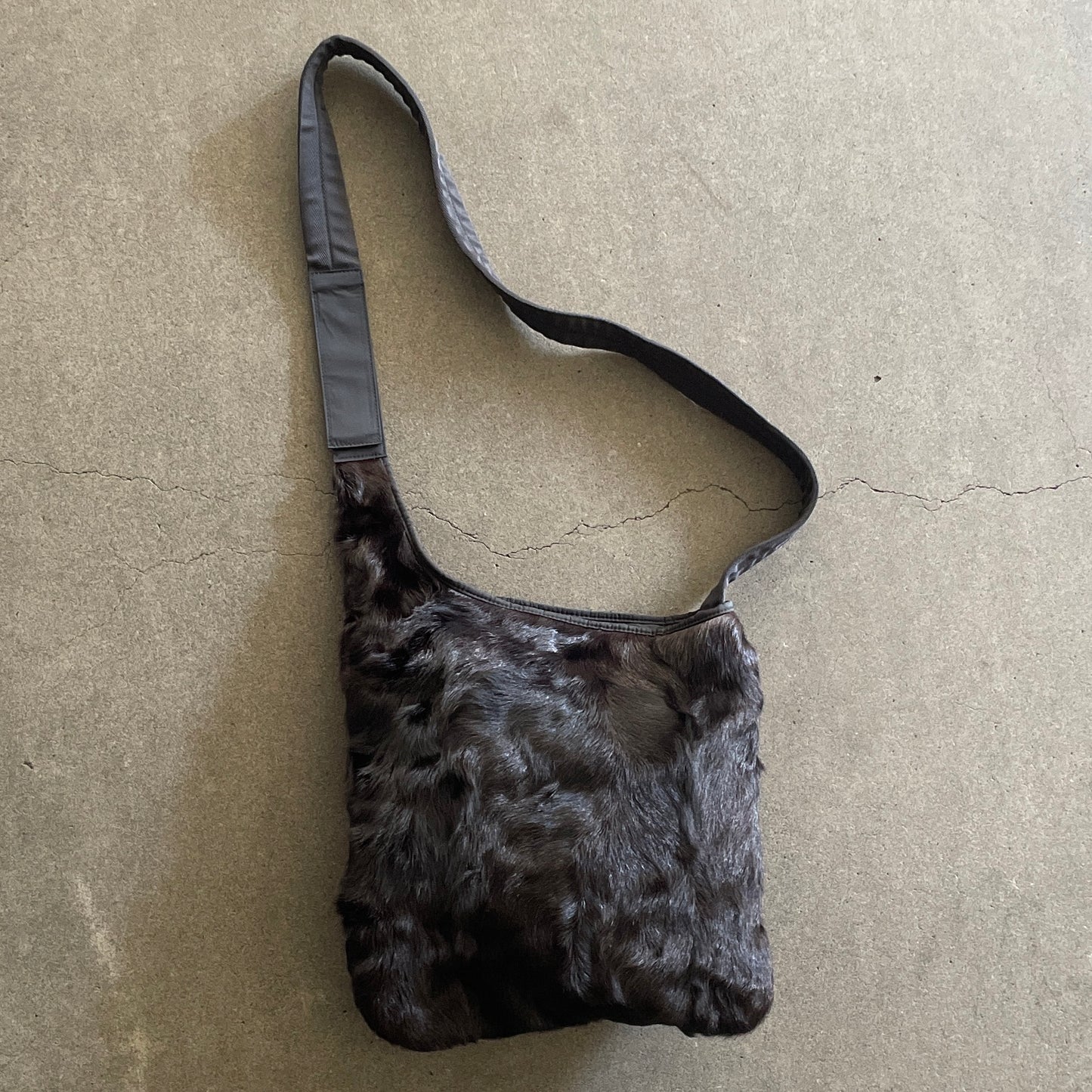 1999aw prada fur shoulder bag