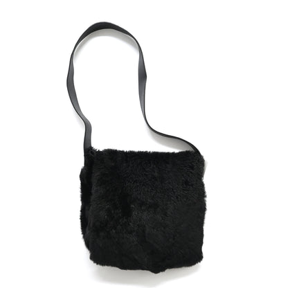 1996ss gucci black fur shoulder bag by tom ford