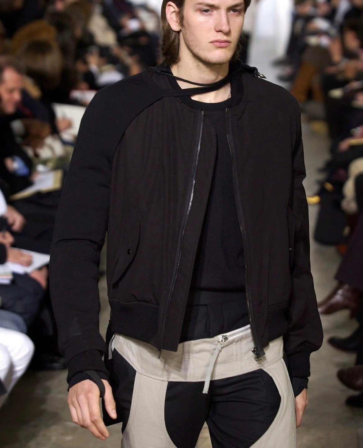 2003aw helmut lang rubberised metal
high neck bondage bomber jacket 48