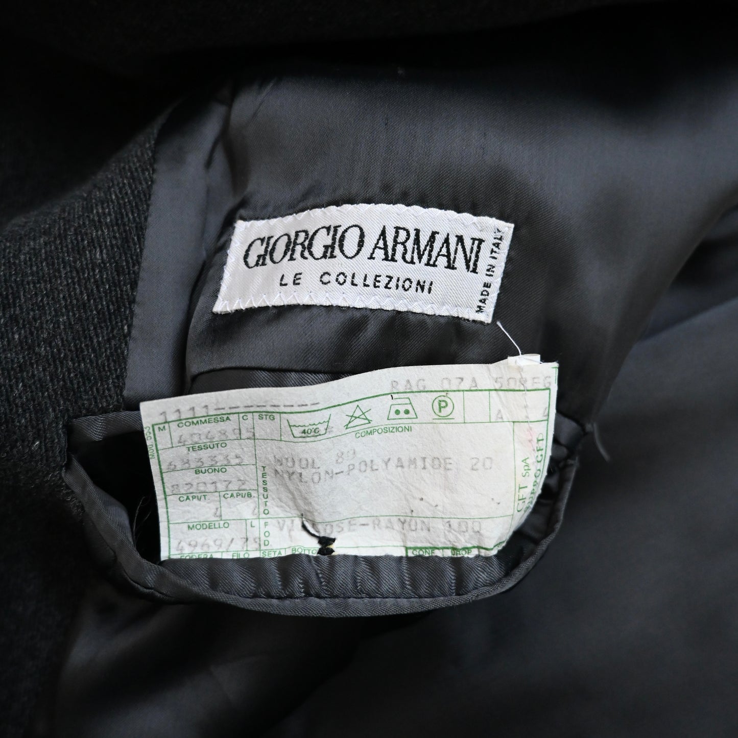 1990s giorgio armani wool long coat 48