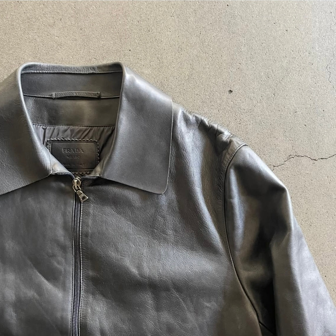 2000aw prada cow leather jacket 48