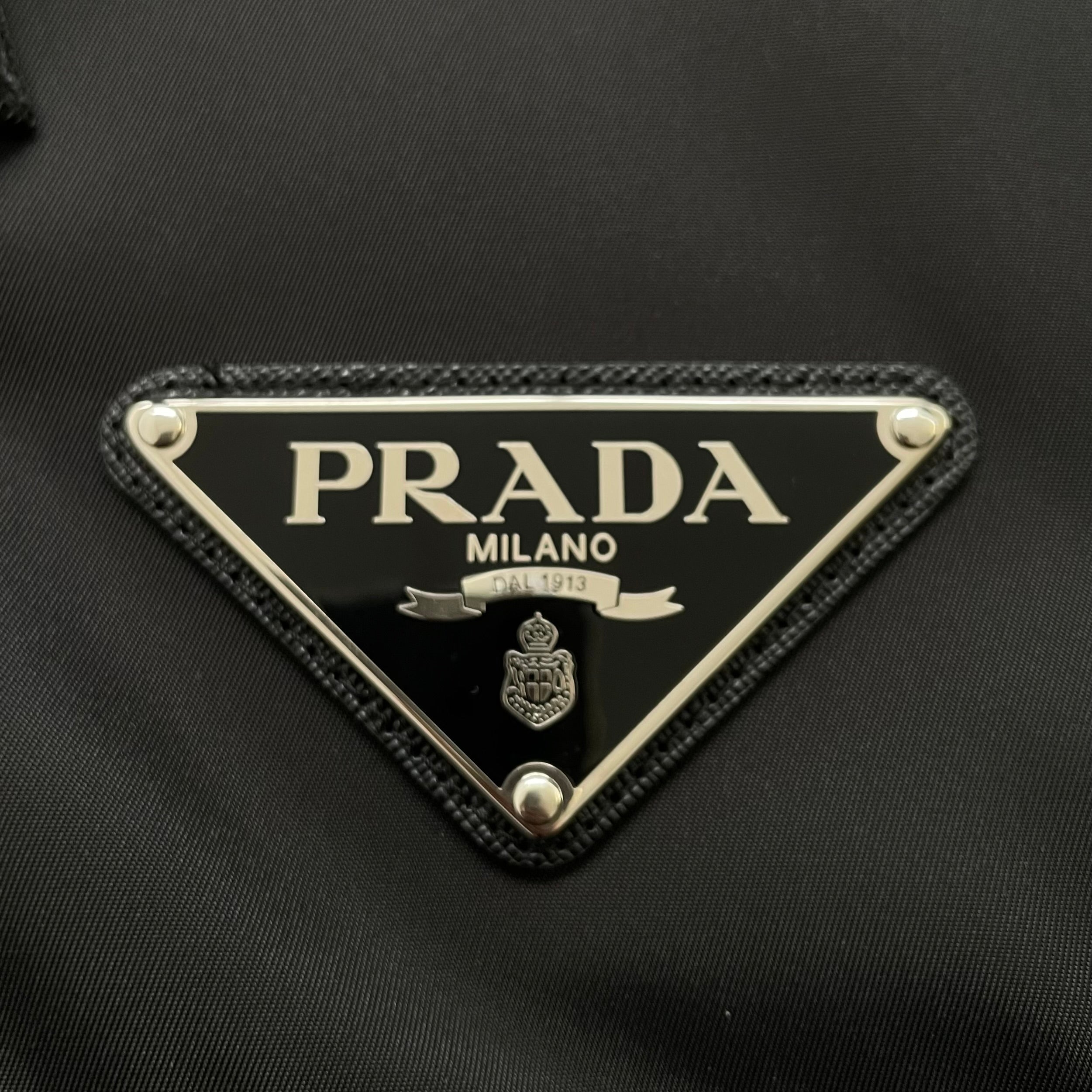 名作PRADA ロゴプレート ナイロンアノラックパーカージャケット SGB407 2020ss prada sgb407 anorak nylon hoodie S – vexed_store