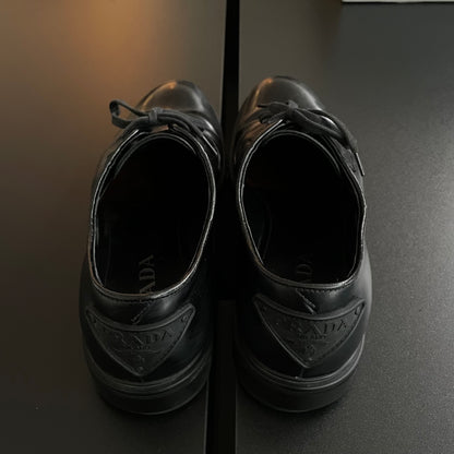 2022ss prada back logo leather shoes 6