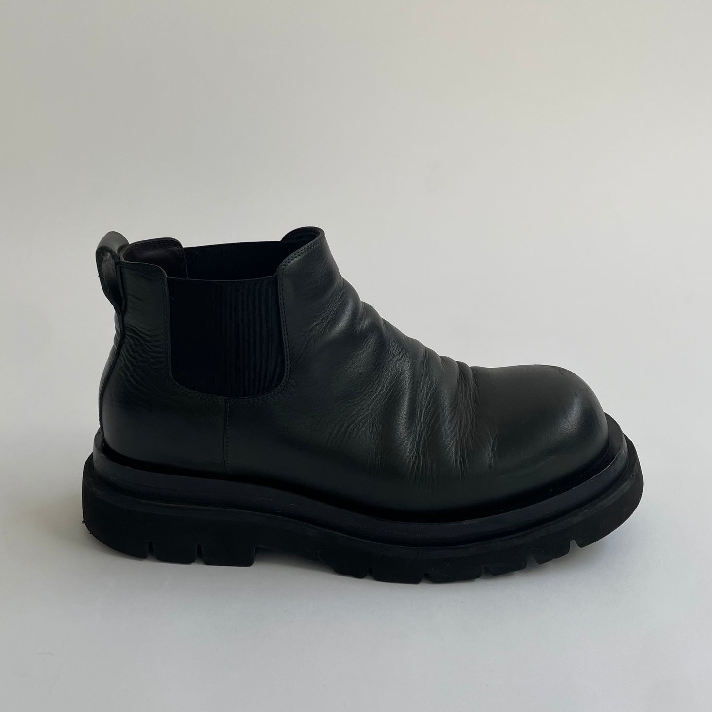 2022aw bottega veneta lug chelsea ankle boot 42.5