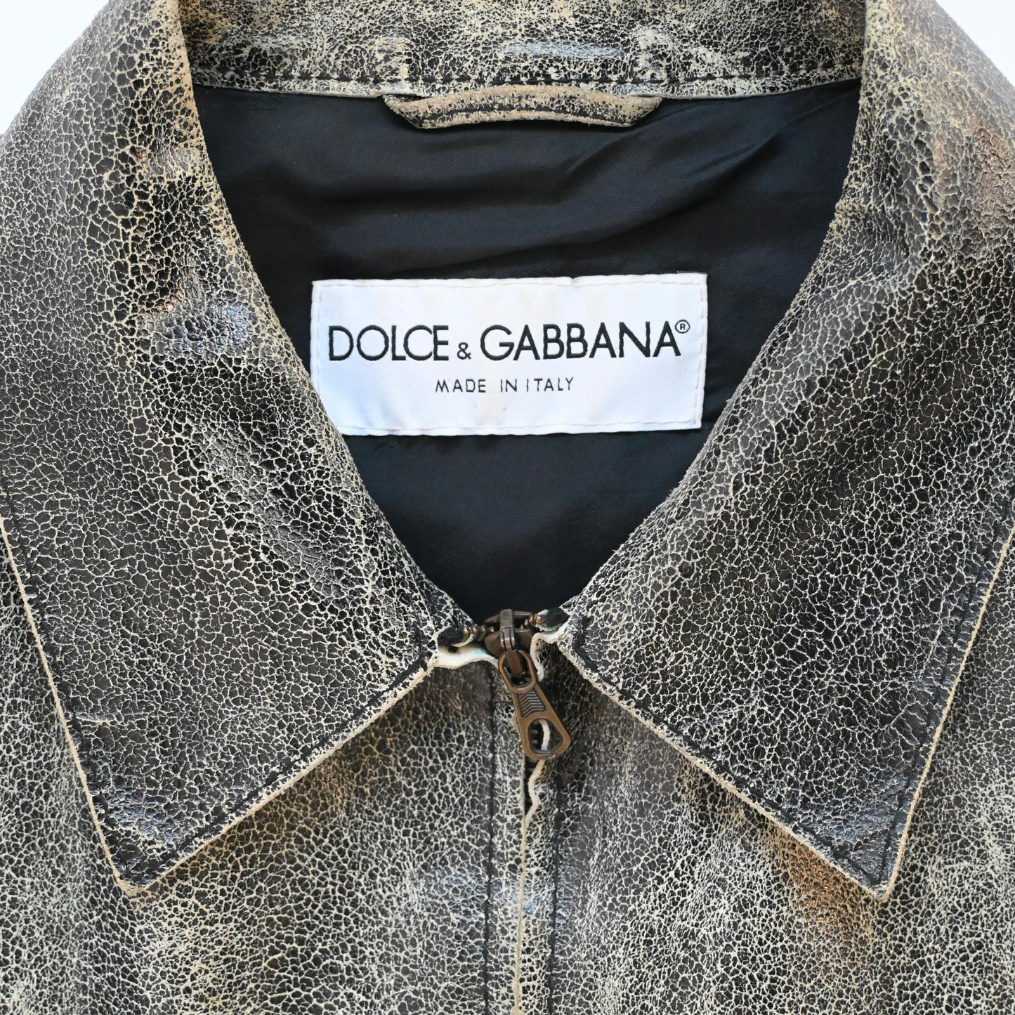 1990s dolce&gabbana vera pelle
real crushed leather jacket 54